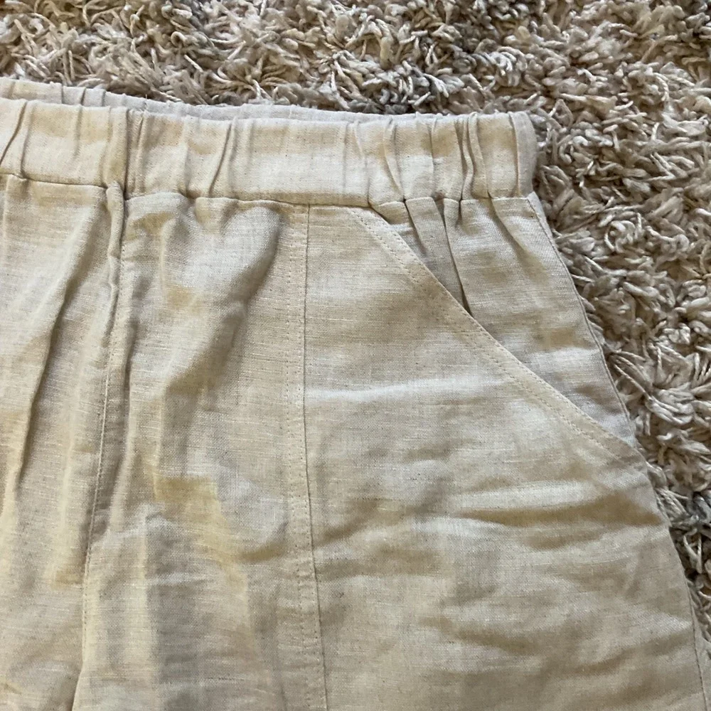 Hester & Orchard Linen Blend Elastic Waist Shorts Beige Women Large